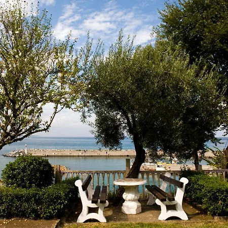 Hotel Vlassis 3*
