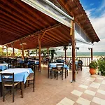 Vlassis Hotel Stómion